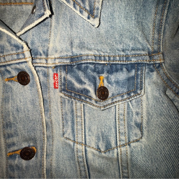 Levi's Light Blue Denim Jacket - Picture 3 of 8